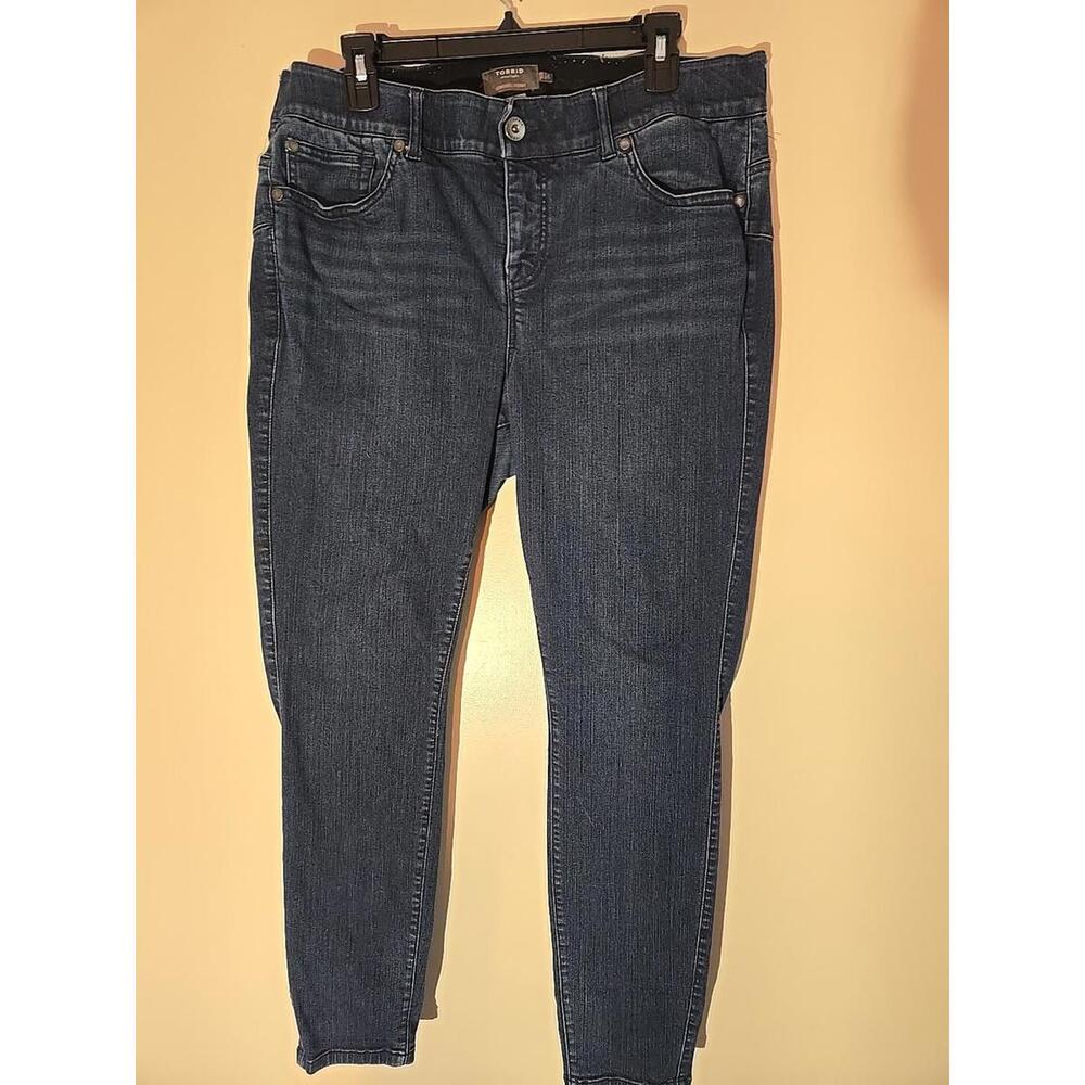 Torrid Jeans Women's Size 16R Bombshell Skinny  Denim